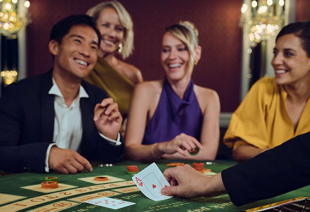 McPhillips Casino live dealer tables